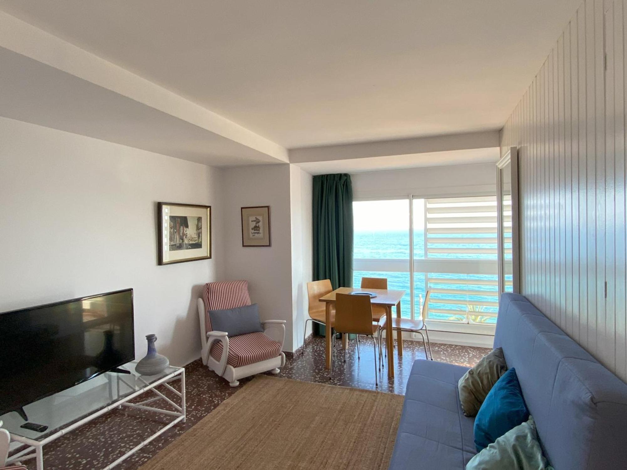 Mediterranean Apartment In Lloret De Mar Next To The Sea Eksteriør bilde
