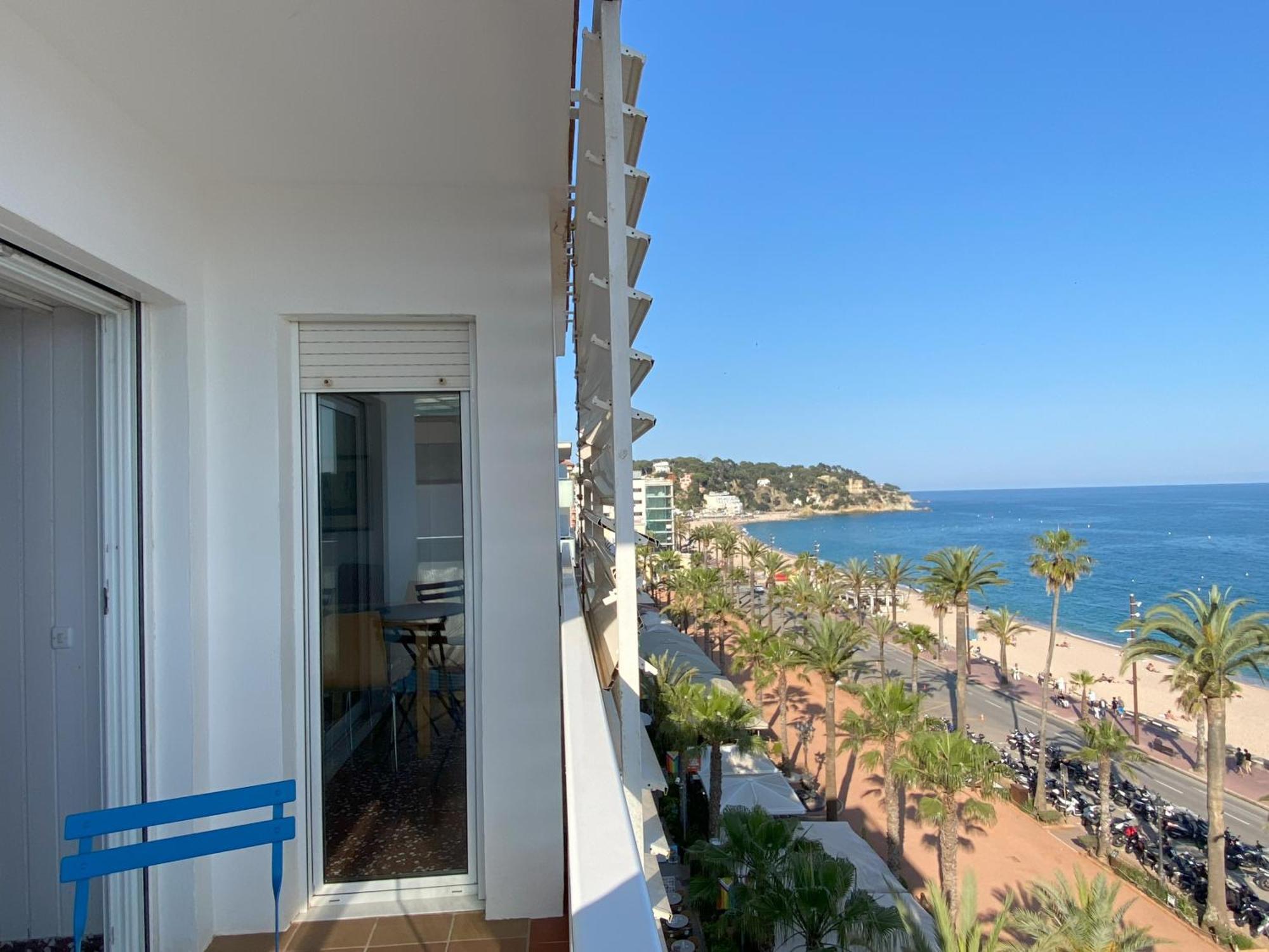 Mediterranean Apartment In Lloret De Mar Next To The Sea Eksteriør bilde